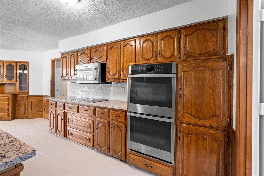 1315 Winding Brook Drive, DeSoto, TX 75115 1315 Winding Brook Drive, DeSoto, TX 75115