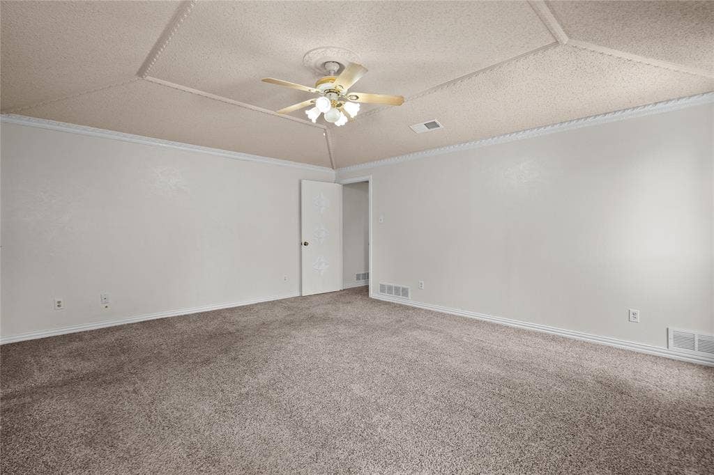 1315 Winding Brook Drive, DeSoto, TX 75115 1315 Winding Brook Drive, DeSoto, TX 75115