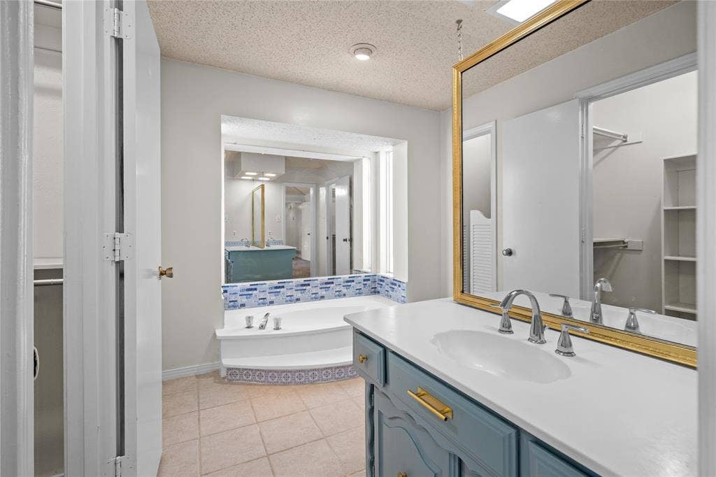 1315 Winding Brook Drive, DeSoto, TX 75115 1315 Winding Brook Drive, DeSoto, TX 75115