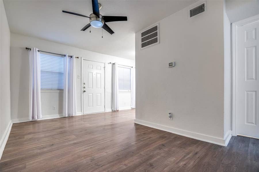 Property photo for 4927 San Jacinto Street, #210, Dallas, TX