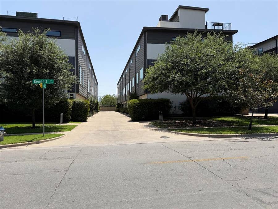 Property photo for 4921 Jack Court, Dallas, TX