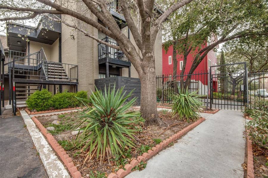 Property photo for 4301 Hartford Street, #118, Dallas, TX