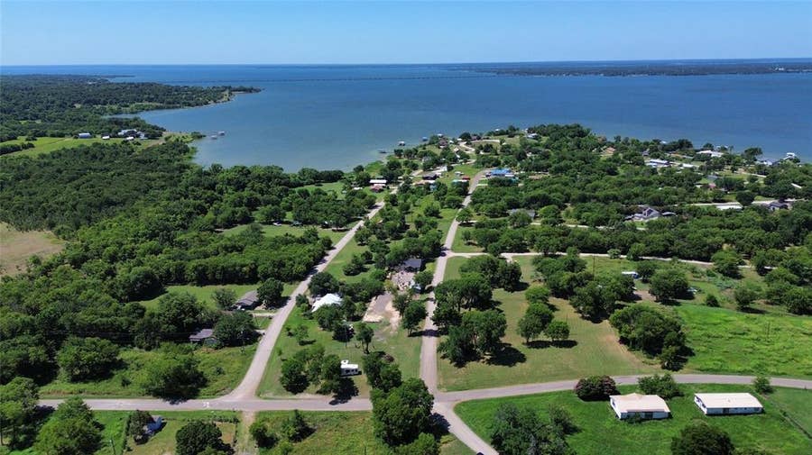 Property photo for 7854 Lake View Drive, Lone Oak, TX