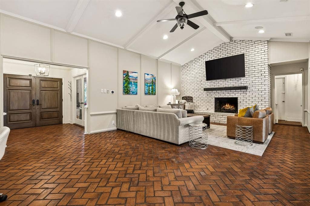 7210 Meadow Road, Dallas, TX 75230 7210 Meadow Road, Dallas, TX 75230