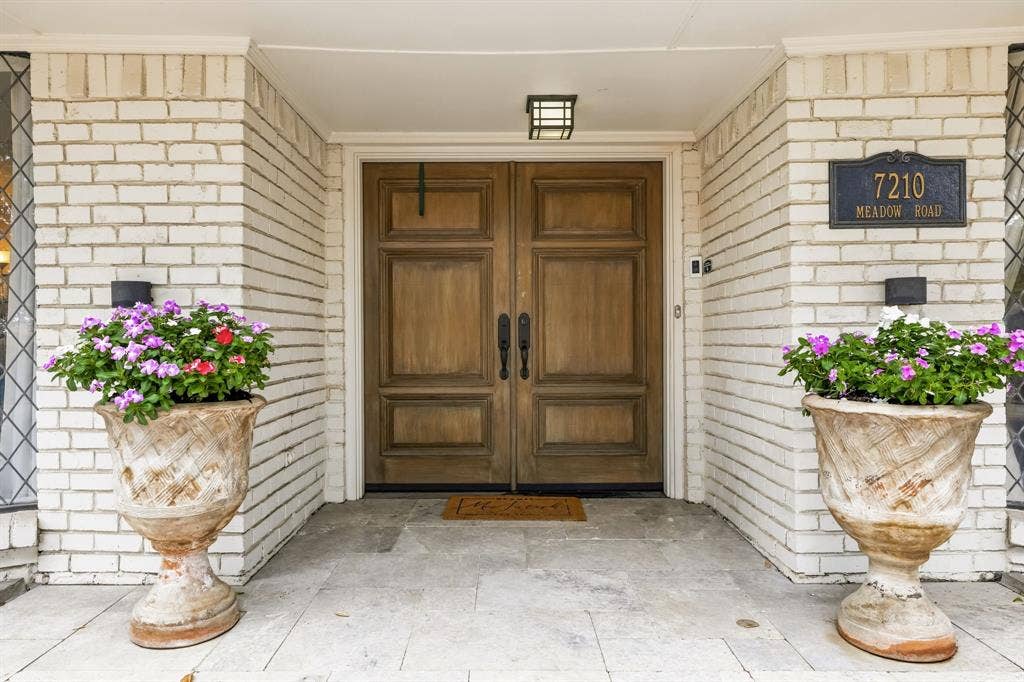 7210 Meadow Road, Dallas, TX 75230 7210 Meadow Road, Dallas, TX 75230