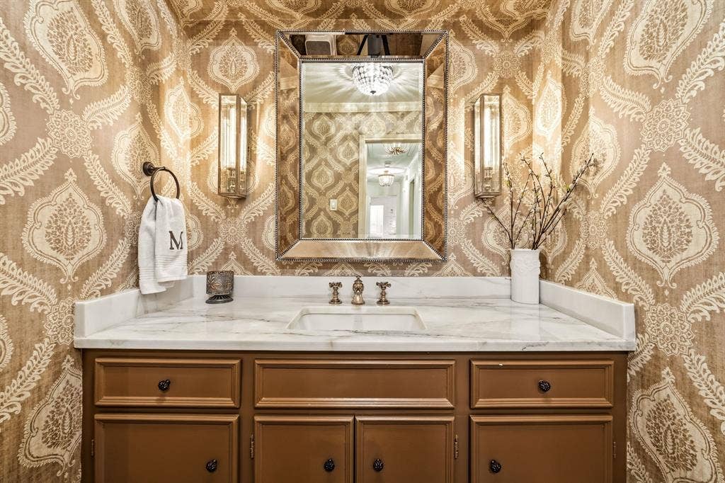 7210 Meadow Road, Dallas, TX 75230 7210 Meadow Road, Dallas, TX 75230