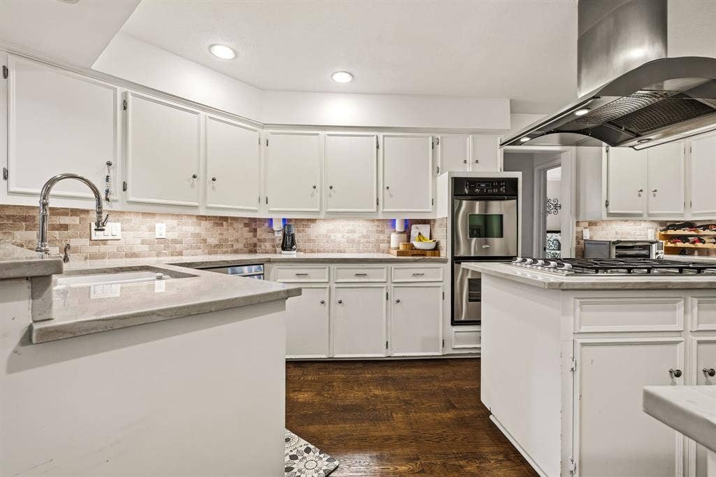 7210 Meadow Road, Dallas, TX 75230 7210 Meadow Road, Dallas, TX 75230