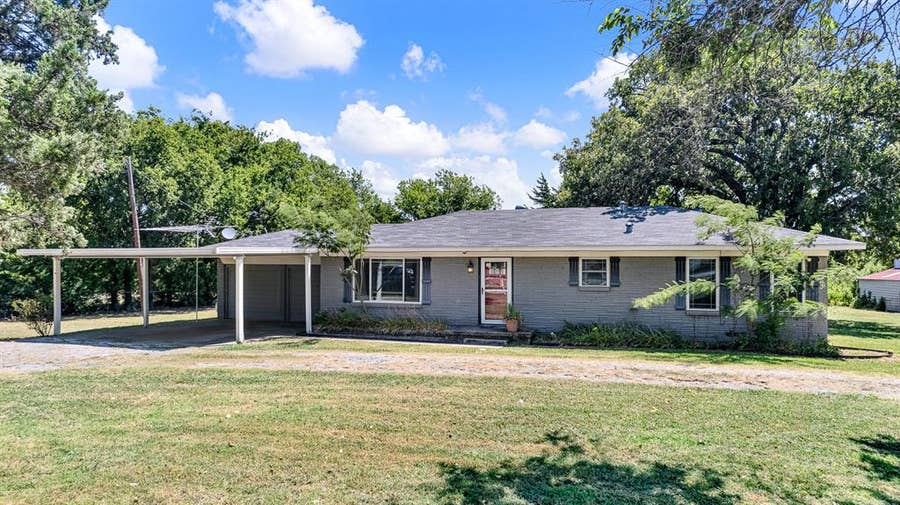 Property photo for 2403 State Hwy 78 S, Farmersville, TX