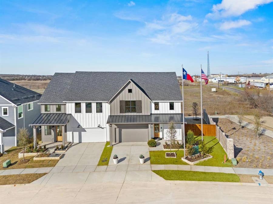 Property photo for 101 Chestnut Street, Celina, TX