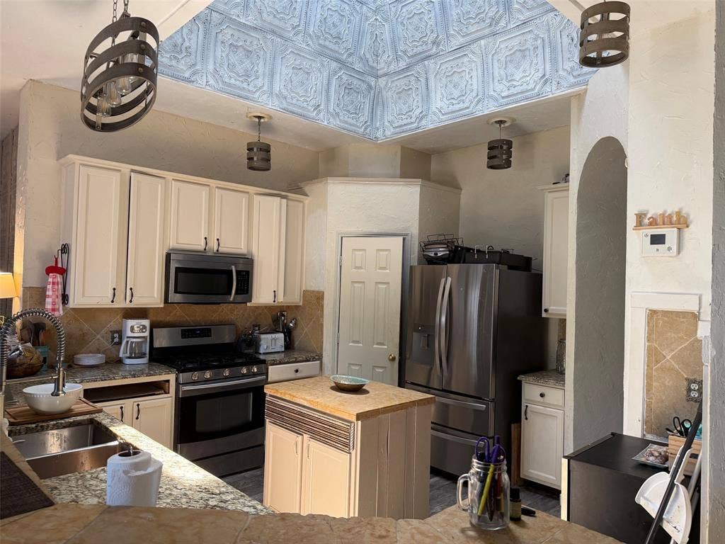 4210 Honeysuckle Drive, McKinney, TX 75070