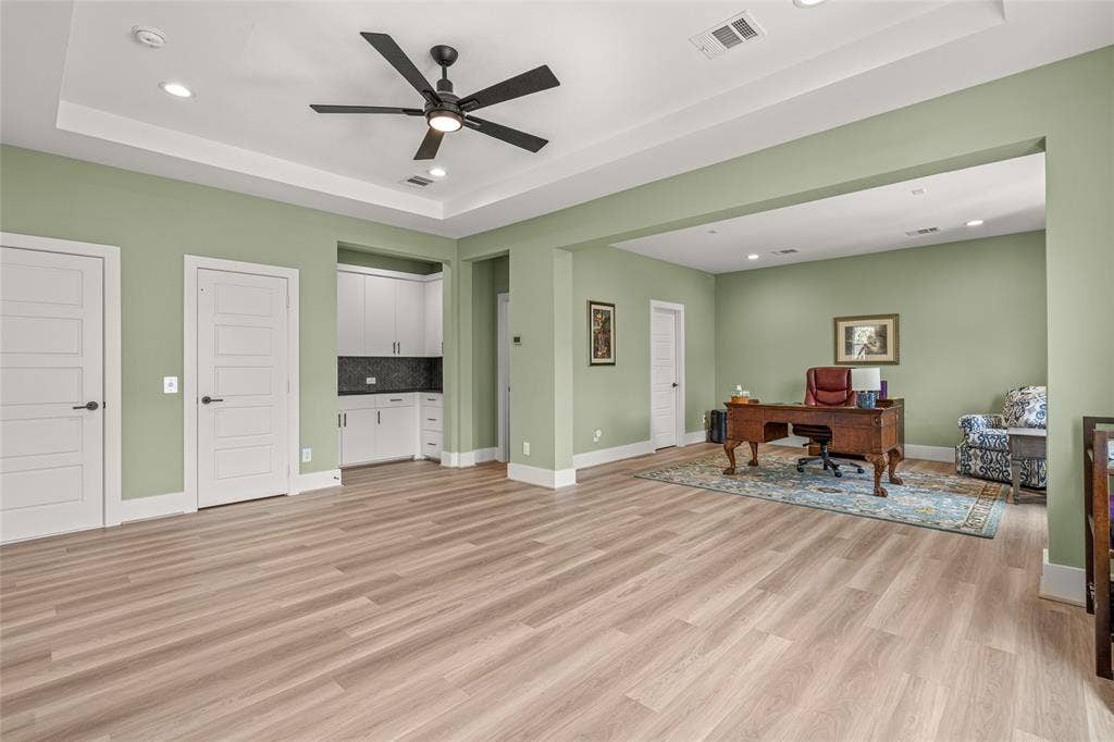 6104 Preserve Drive, Plano, TX 75024 6104 Preserve Drive, Plano, TX 75024
