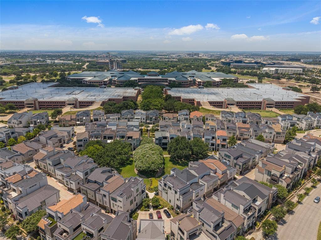 6104 Preserve Drive, Plano, TX 75024 6104 Preserve Drive, Plano, TX 75024