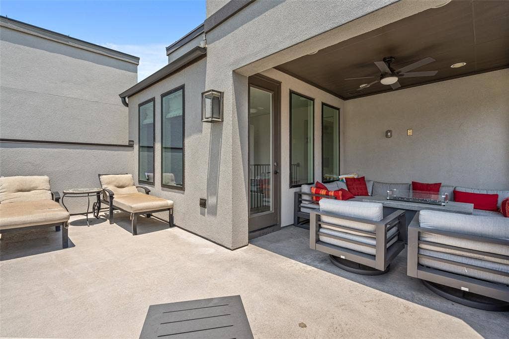 6104 Preserve Drive, Plano, TX 75024 6104 Preserve Drive, Plano, TX 75024