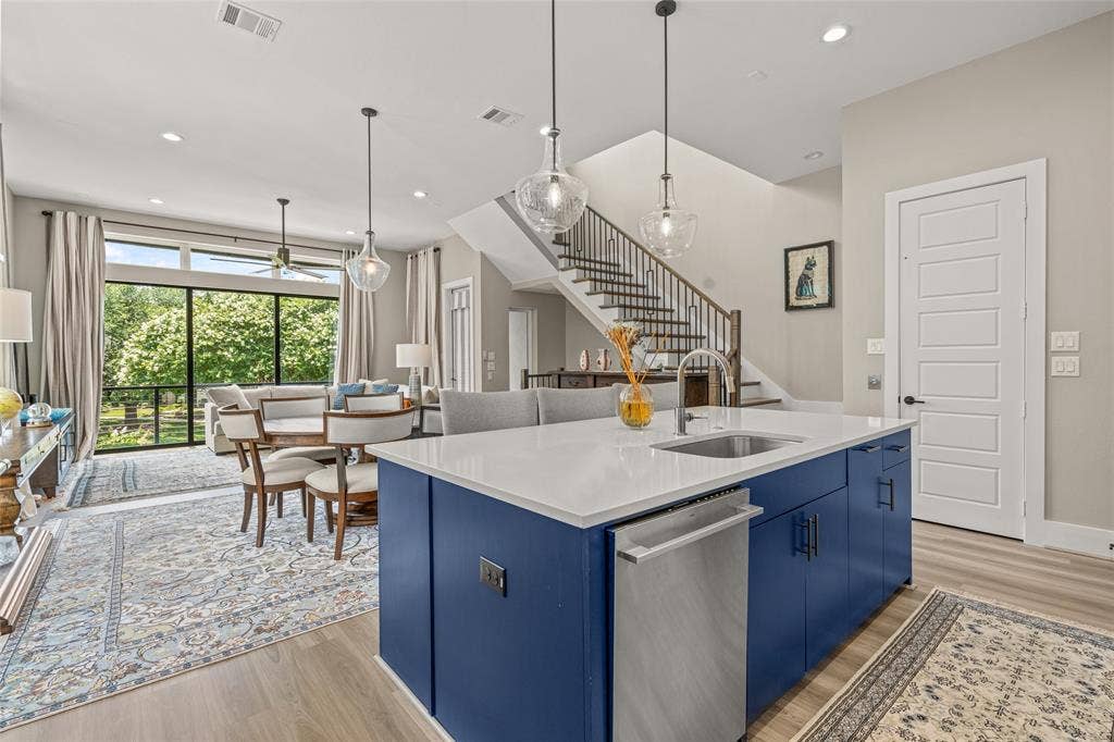 6104 Preserve Drive, Plano, TX 75024 6104 Preserve Drive, Plano, TX 75024
