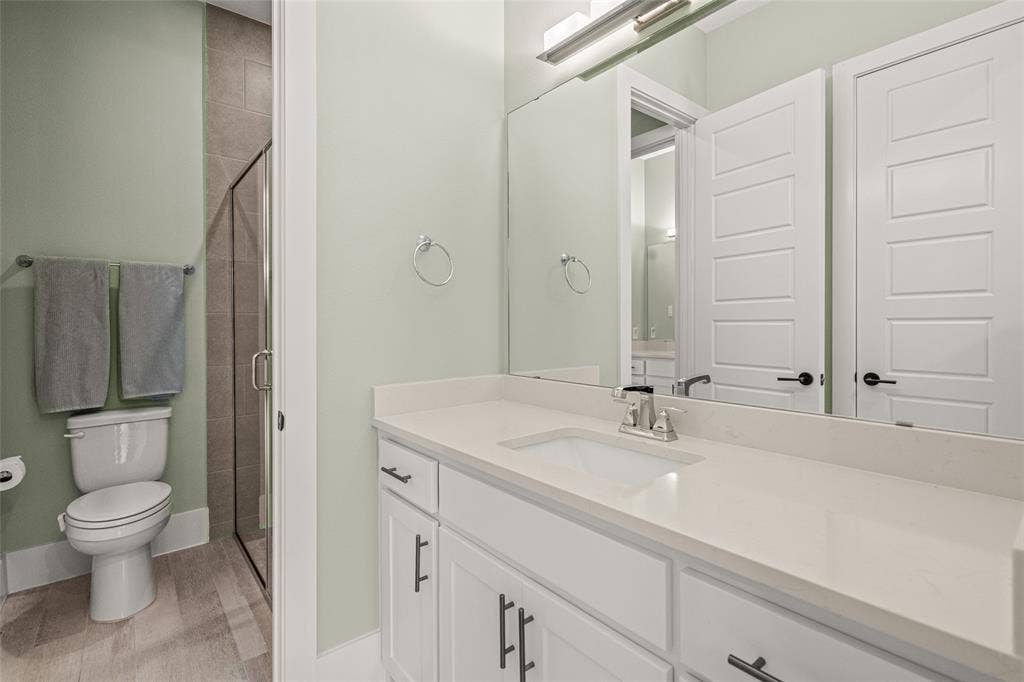 6104 Preserve Drive, Plano, TX 75024 6104 Preserve Drive, Plano, TX 75024