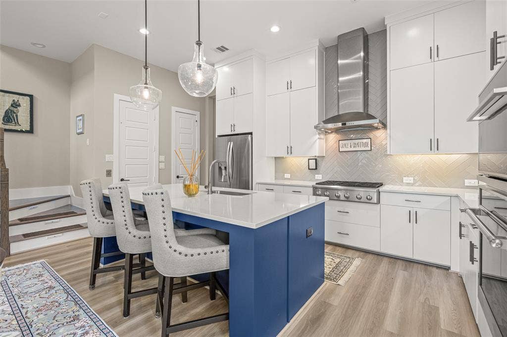 6104 Preserve Drive, Plano, TX 75024 6104 Preserve Drive, Plano, TX 75024