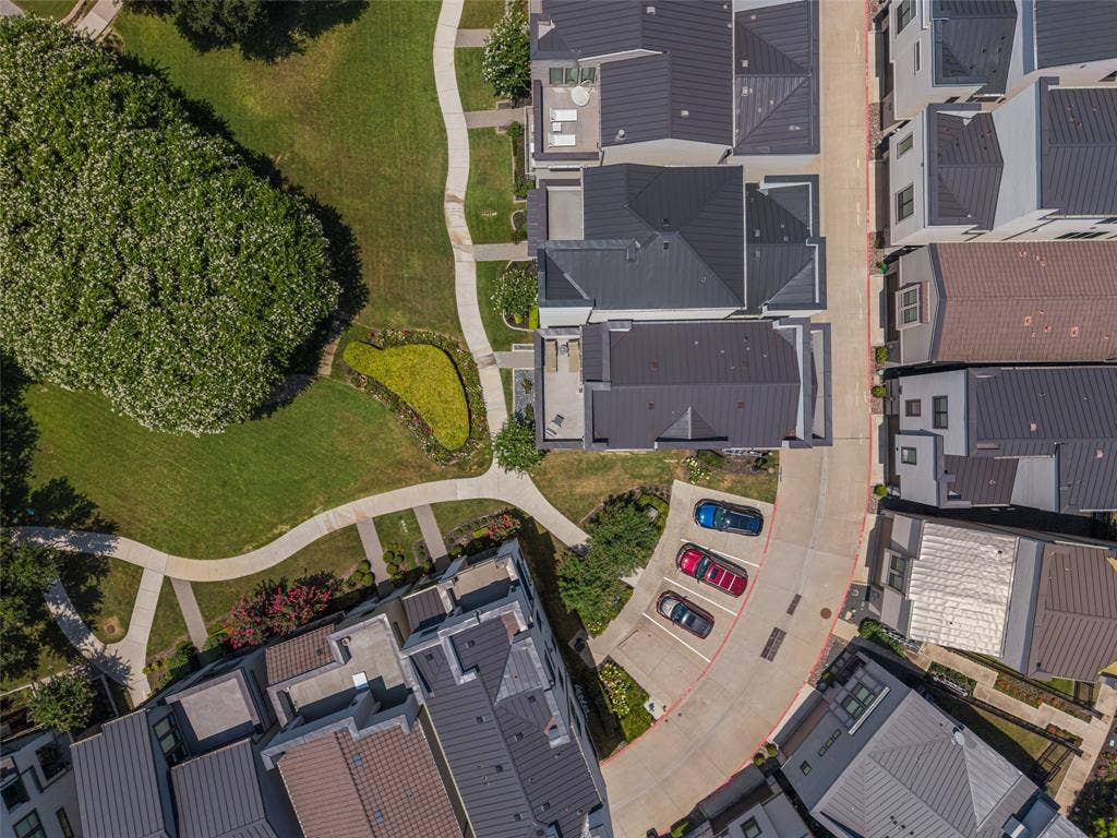 6104 Preserve Drive, Plano, TX 75024 6104 Preserve Drive, Plano, TX 75024