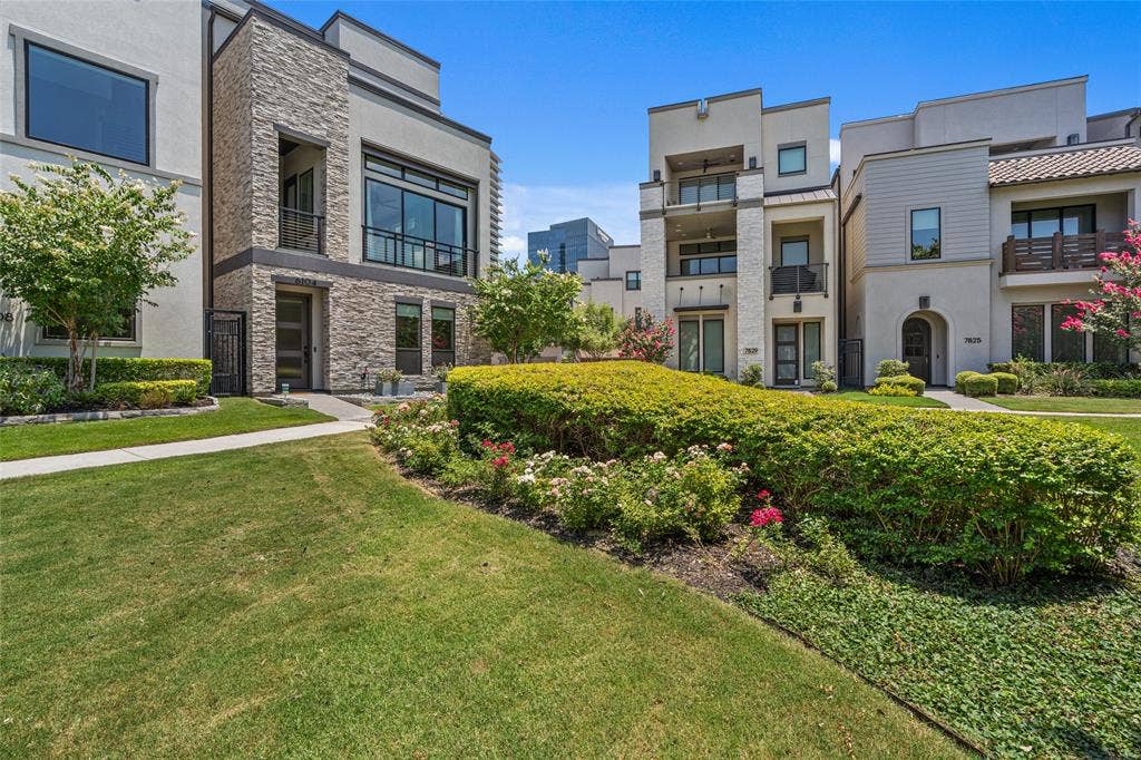 6104 Preserve Drive, Plano, TX 75024 6104 Preserve Drive, Plano, TX 75024