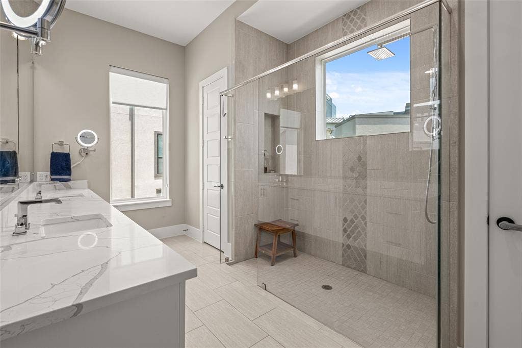 6104 Preserve Drive, Plano, TX 75024 6104 Preserve Drive, Plano, TX 75024