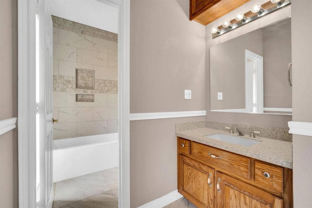 6603 Champion Road, Midlothian, TX 76065