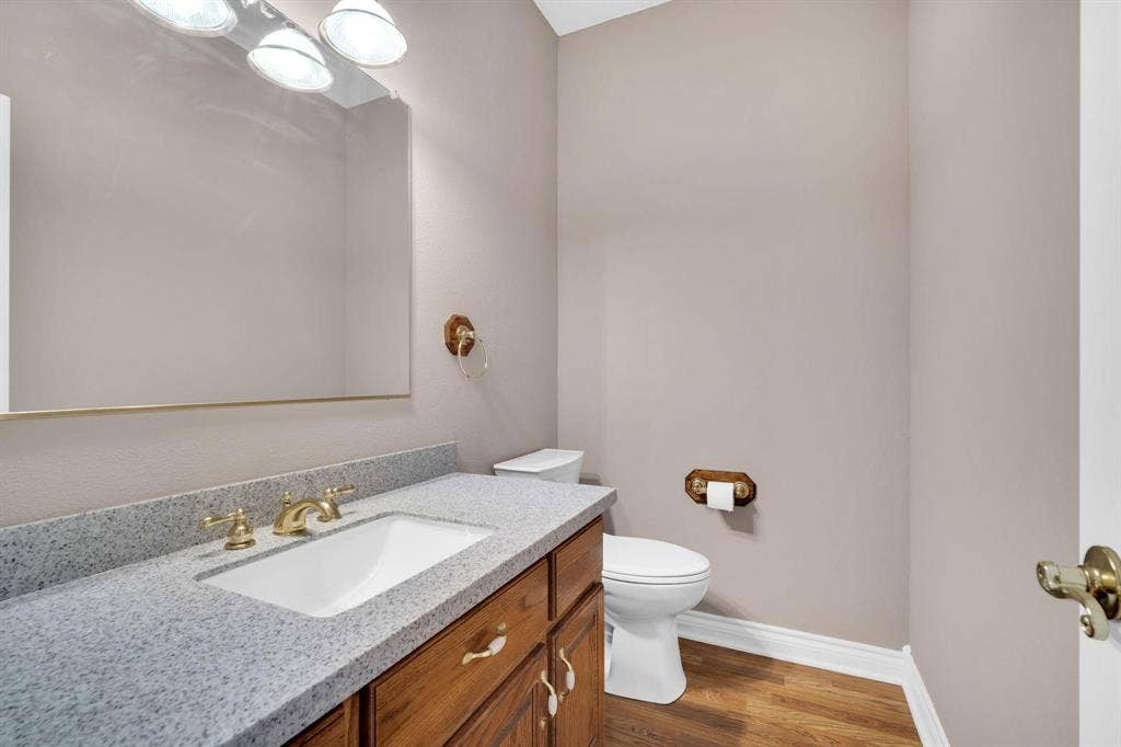 6603 Champion Road, Midlothian, TX 76065