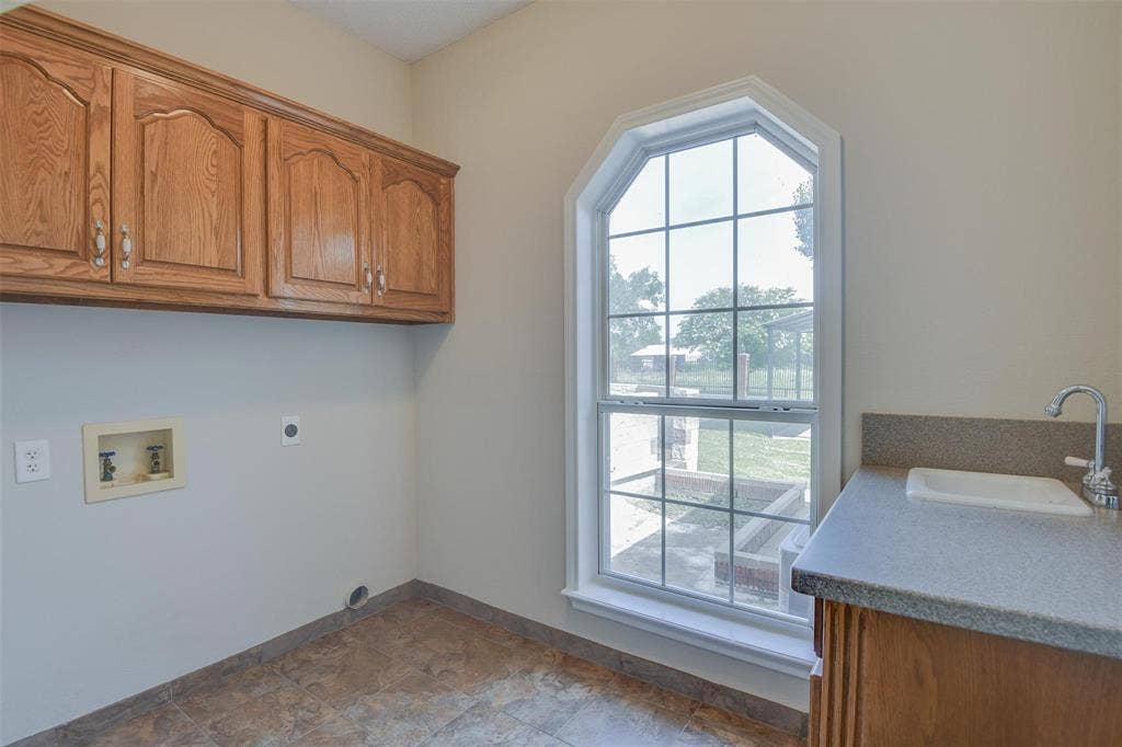 6603 Champion Road, Midlothian, TX 76065