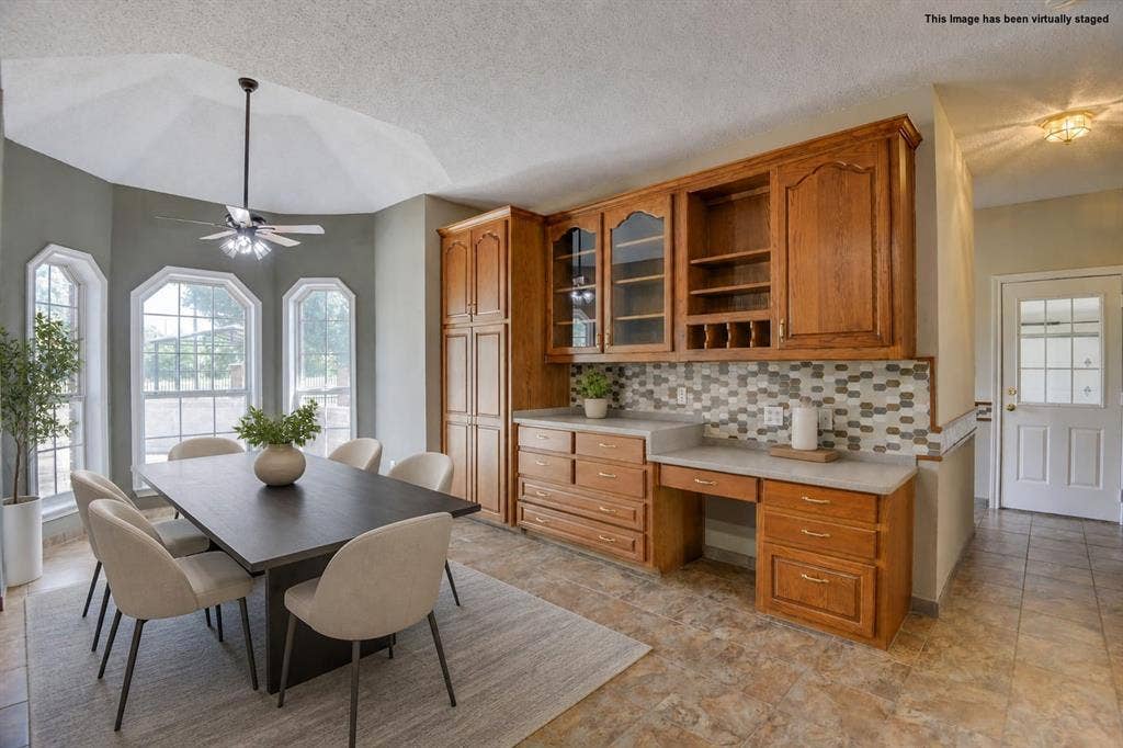 6603 Champion Road, Midlothian, TX 76065