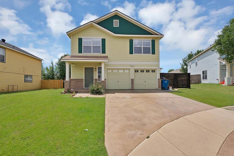 Property photo for 1015 Crow Court, Dallas, TX