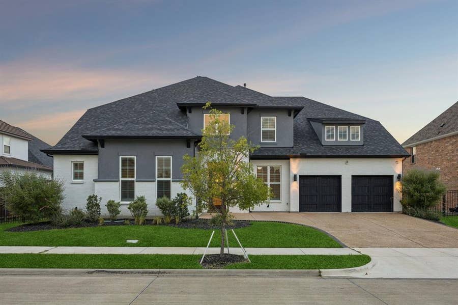 Property photo for 1903 Green Jasper Place, Arlington, TX