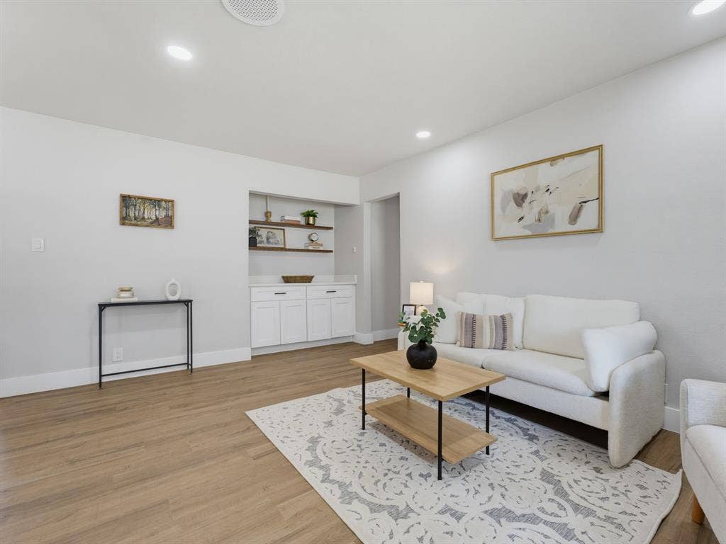 5864 Coleman Street, Westworth Village, TX 76114 5864 Coleman Street, Westworth Village, TX 76114
