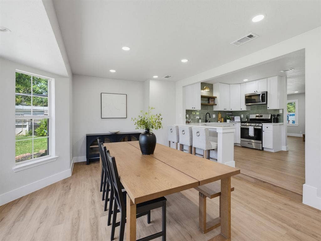 5864 Coleman Street, Westworth Village, TX 76114 5864 Coleman Street, Westworth Village, TX 76114