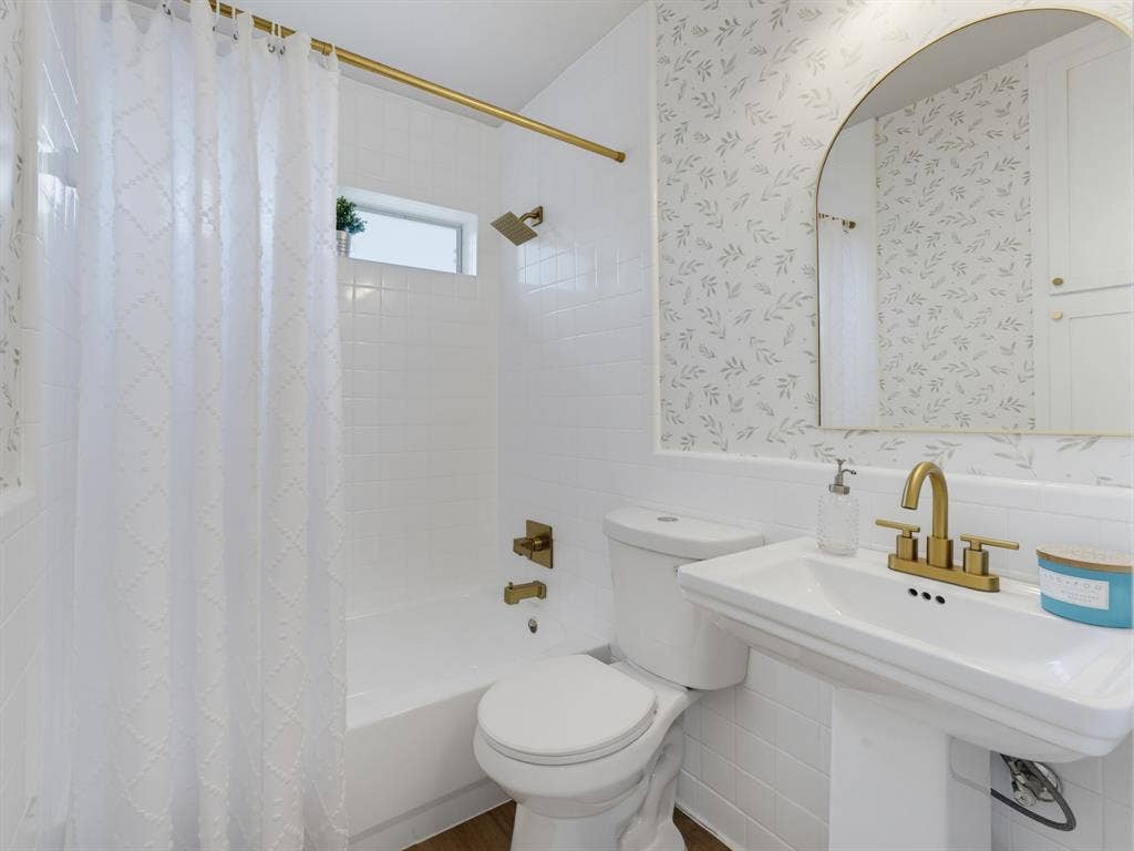 5864 Coleman Street, Westworth Village, TX 76114 5864 Coleman Street, Westworth Village, TX 76114