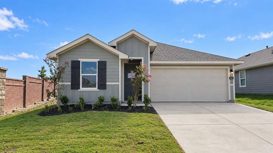 Property photo for 10613 DIAMOND MINE Drive, Fort Worth, TX