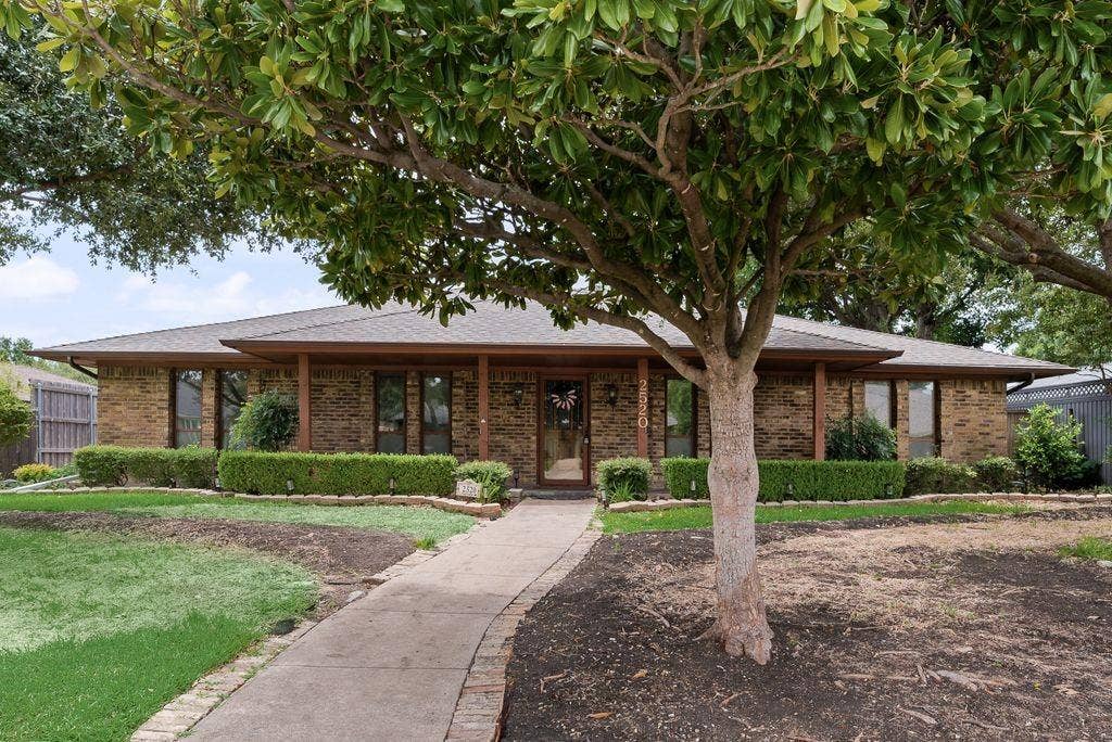 2520 Coleshire Drive, Plano, TX 75075 2520 Coleshire Drive, Plano, TX 75075