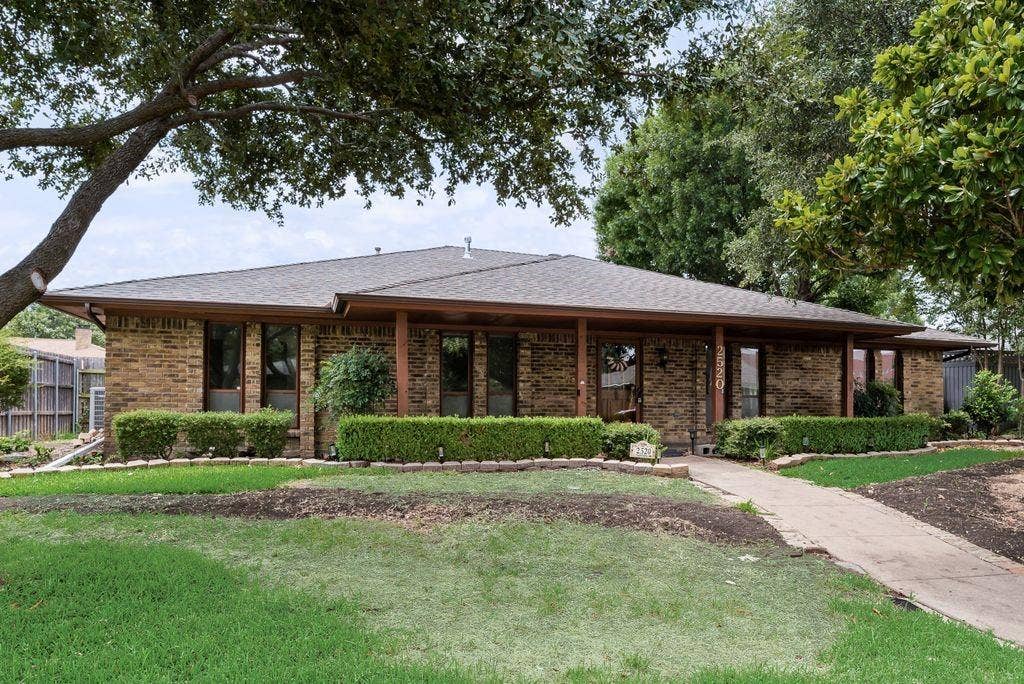 2520 Coleshire Drive, Plano, TX 75075 2520 Coleshire Drive, Plano, TX 75075