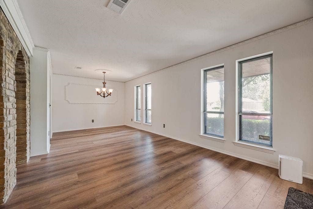 2520 Coleshire Drive, Plano, TX 75075 2520 Coleshire Drive, Plano, TX 75075