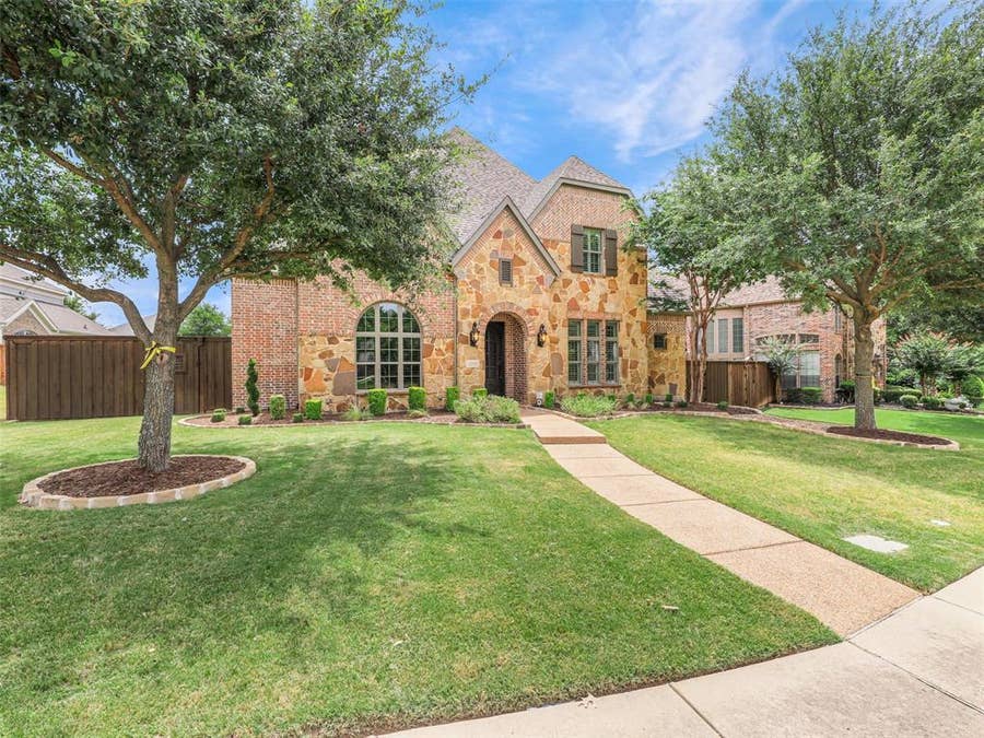 Property photo for 11936 Gladstone Court, Frisco, TX