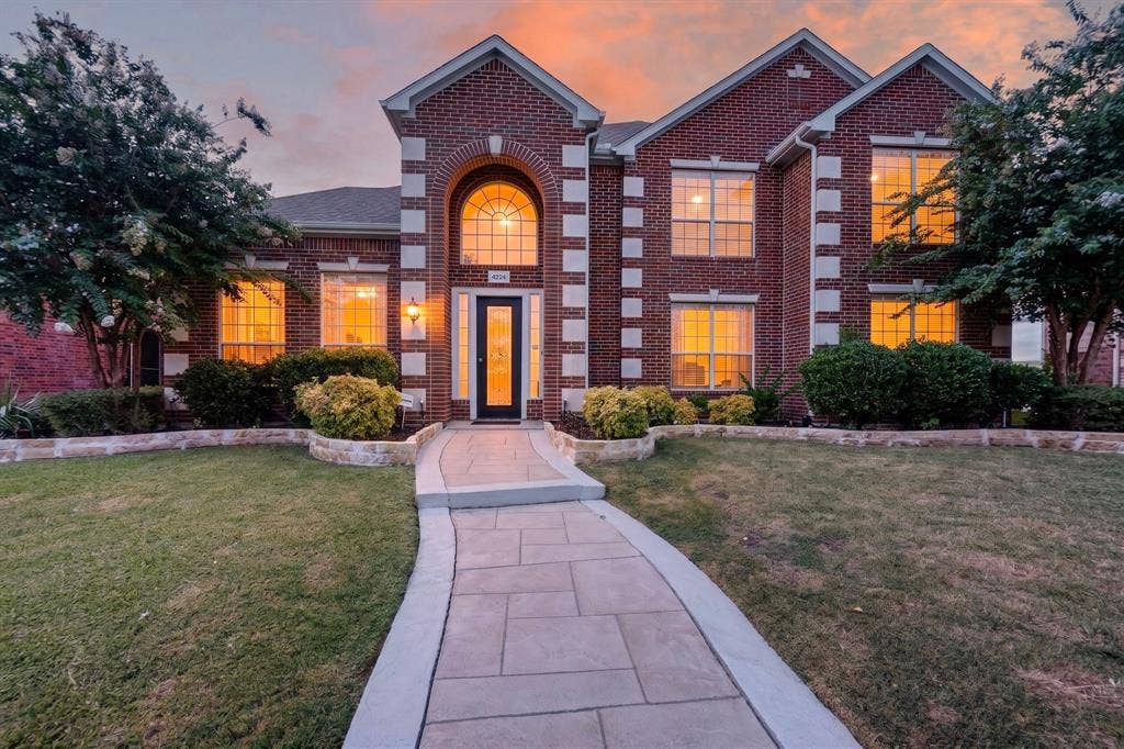 4224 Barnsley Drive, Plano, TX 75093 4224 Barnsley Drive, Plano, TX 75093