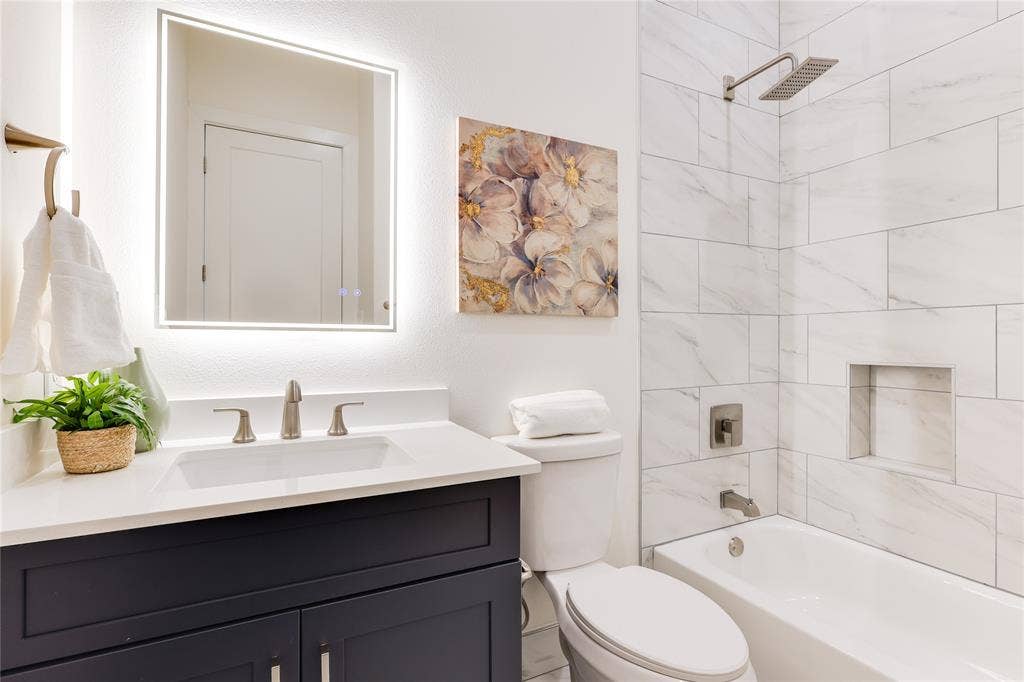 1902 N Carroll Avenue, #401, Dallas, TX 75204 1902 N Carroll Avenue, #401, Dallas, TX 75204