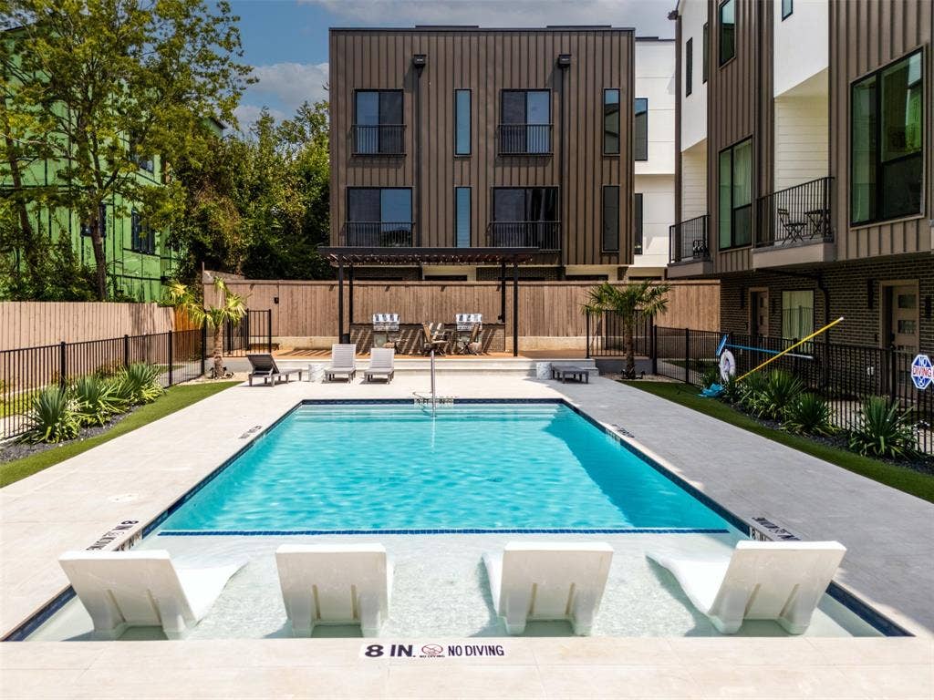 1902 N Carroll Avenue, #401, Dallas, TX 75204 1902 N Carroll Avenue, #401, Dallas, TX 75204