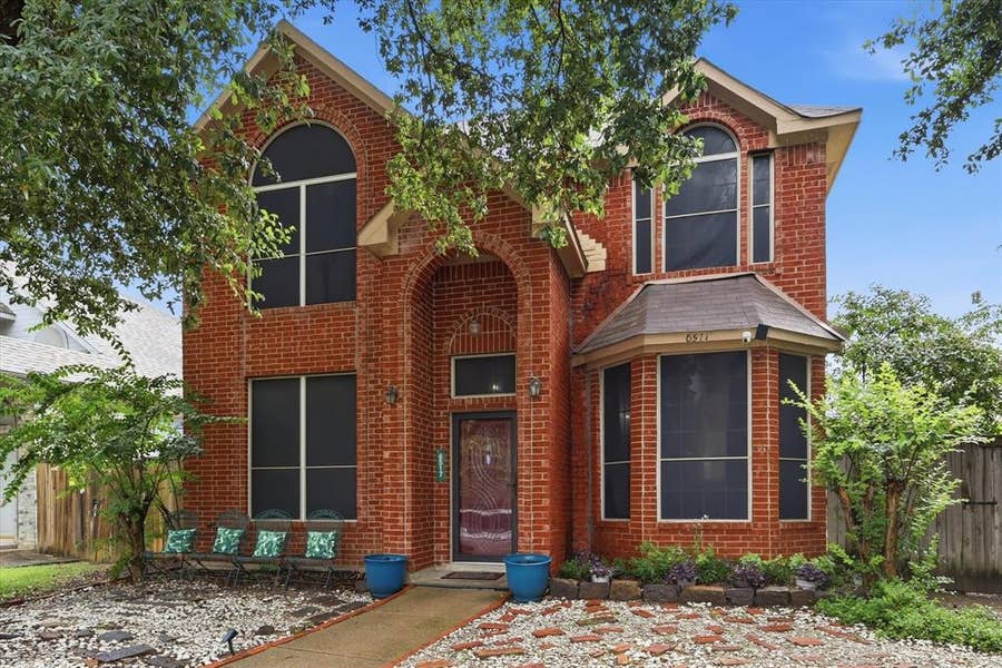 Property photo for 6517 White Oak Drive, Rowlett, TX