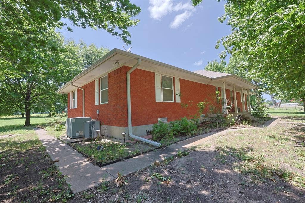 2550 W Lucas Road, Lucas, TX 75002 2550 W Lucas Road, Lucas, TX 75002