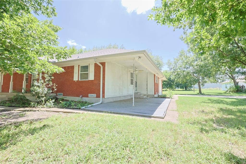 2550 W Lucas Road, Lucas, TX 75002 2550 W Lucas Road, Lucas, TX 75002
