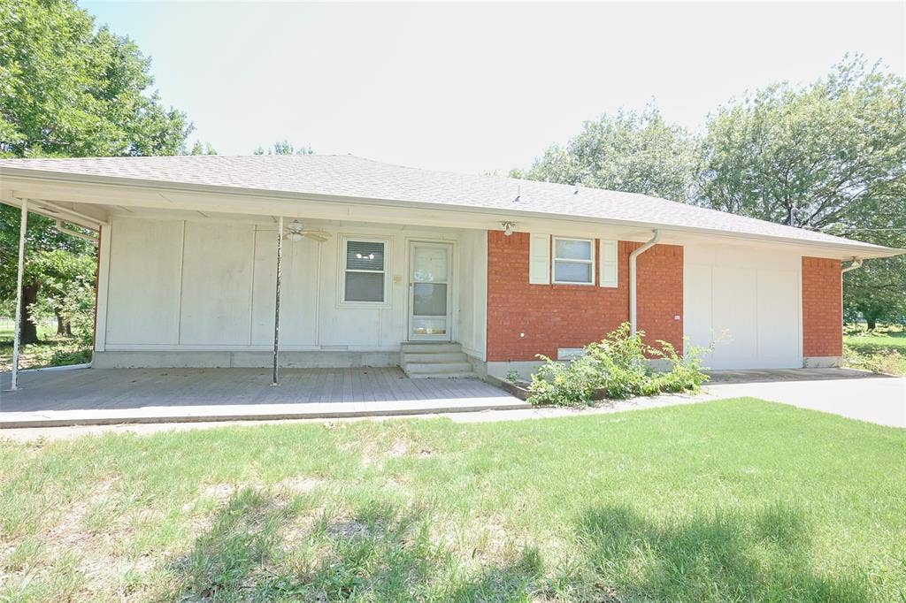 2550 W Lucas Road, Lucas, TX 75002 2550 W Lucas Road, Lucas, TX 75002