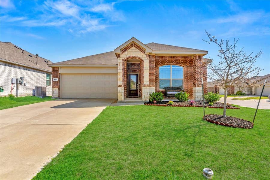 Property photo for 5502 Cavalcade Court, Forney, TX