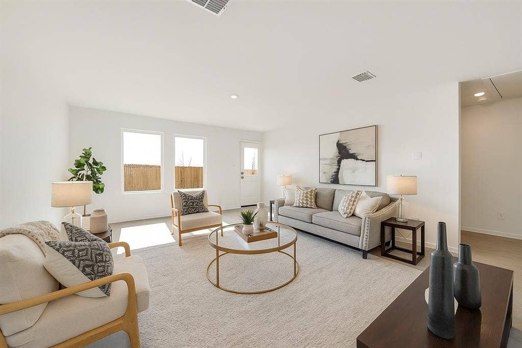 1271 Falcon Heights, Forney, TX 75126 Living area featuring recessed lighting and wood finished floors
