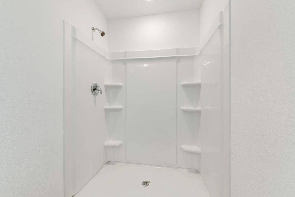 1271 Falcon Heights, Forney, TX 75126 Bathroom featuring a shower