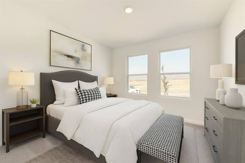 1271 Falcon Heights, Forney, TX 75126 Bedroom featuring recessed lighting and light colored carpet