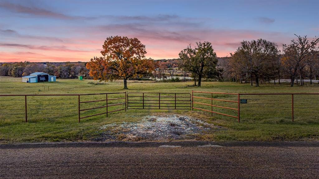 9224 County Road 1200, Athens, TX 75751 9224 County Road 1200, Athens, TX 75751