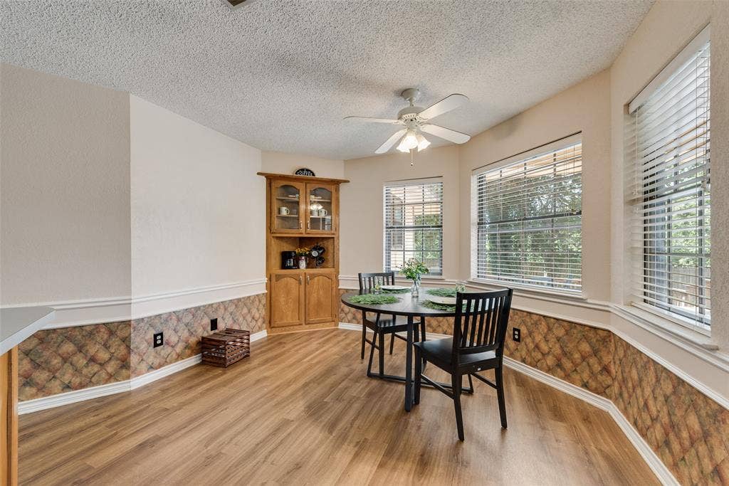 607 S 2nd Street, Midlothian, TX 76065 607 S 2nd Street, Midlothian, TX 76065